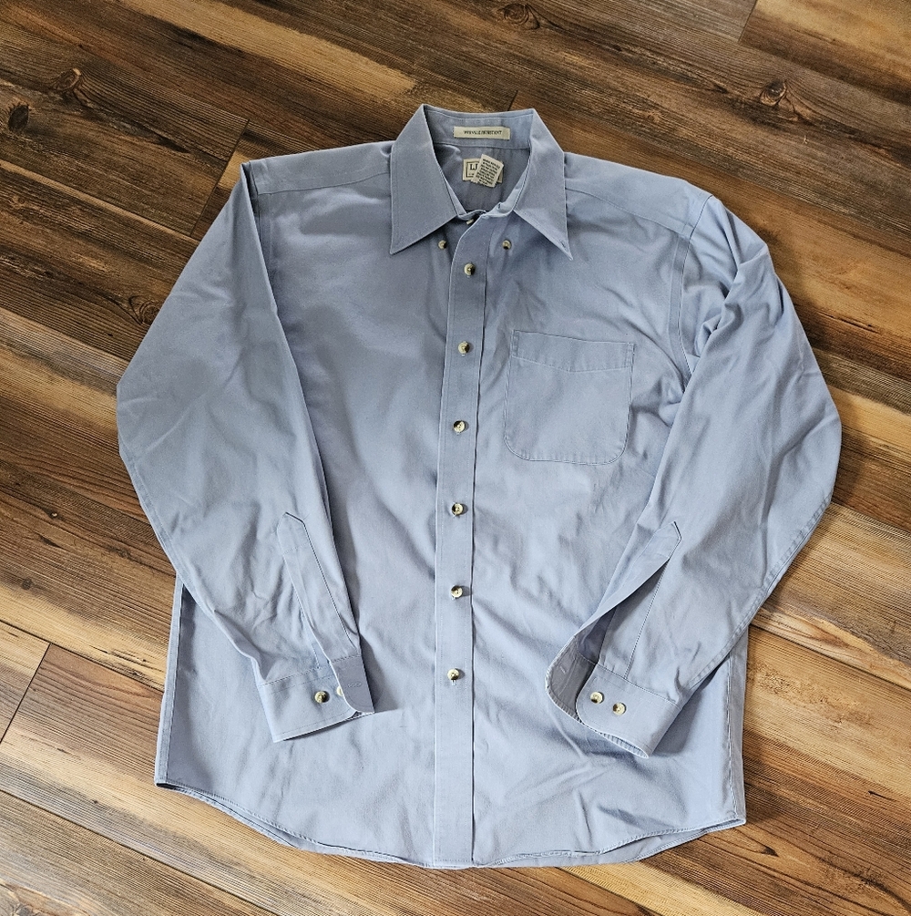 Classic Light Blue Men's Casual Shirt